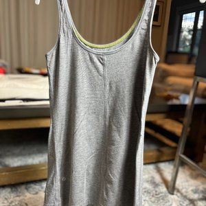 Lululemon - Super soft sports tank top size: 6